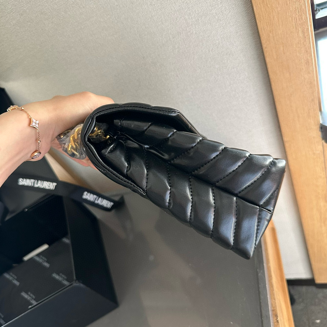 Yves Sa1nt Lau*nt LouLou Puffer Cloud Bag