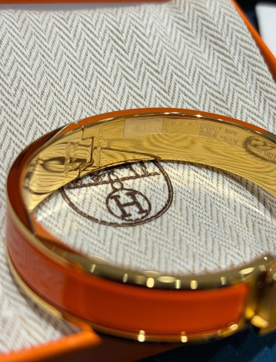 NEW H**me5 CLIC CLAC ROSE DRAGEE PASTEL ROSE GOLD ENAMEL BRACELET PM