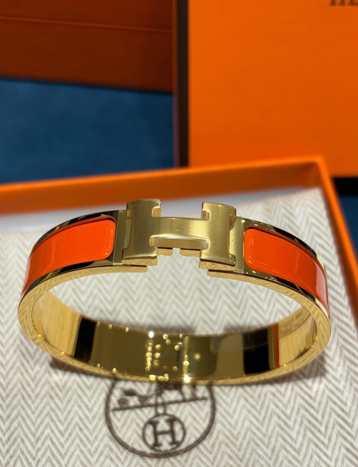 NEW H**me5 CLIC CLAC ROSE DRAGEE PASTEL ROSE GOLD ENAMEL BRACELET PM