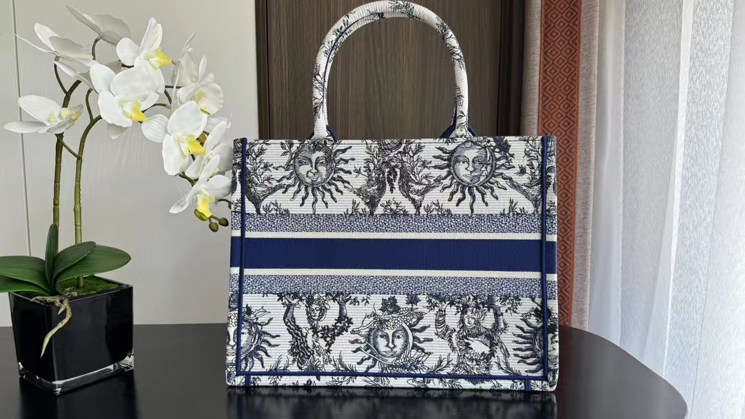 D10r embroidery craft tote bag