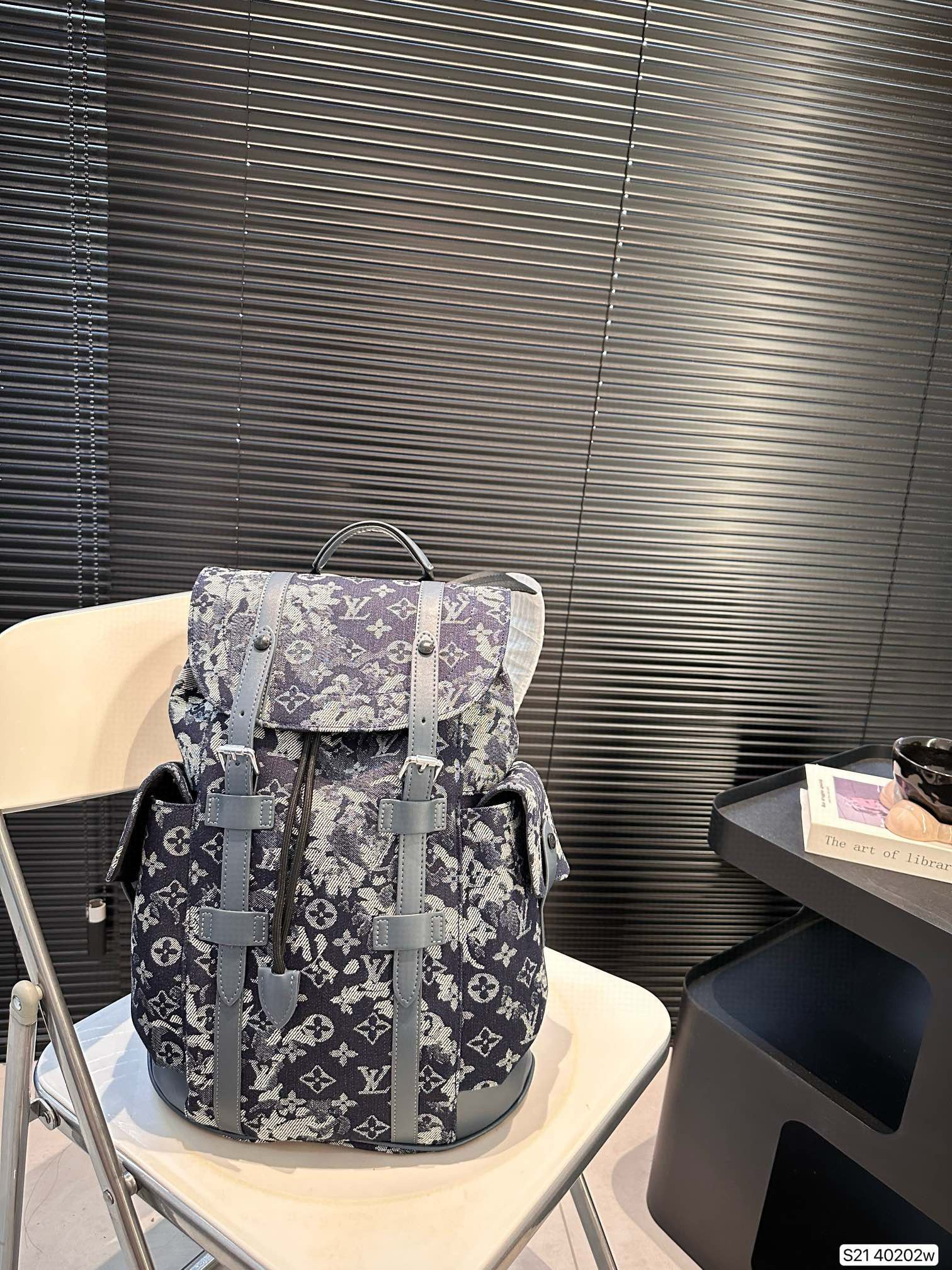 L0vis Vvtt0n Robot Backpack