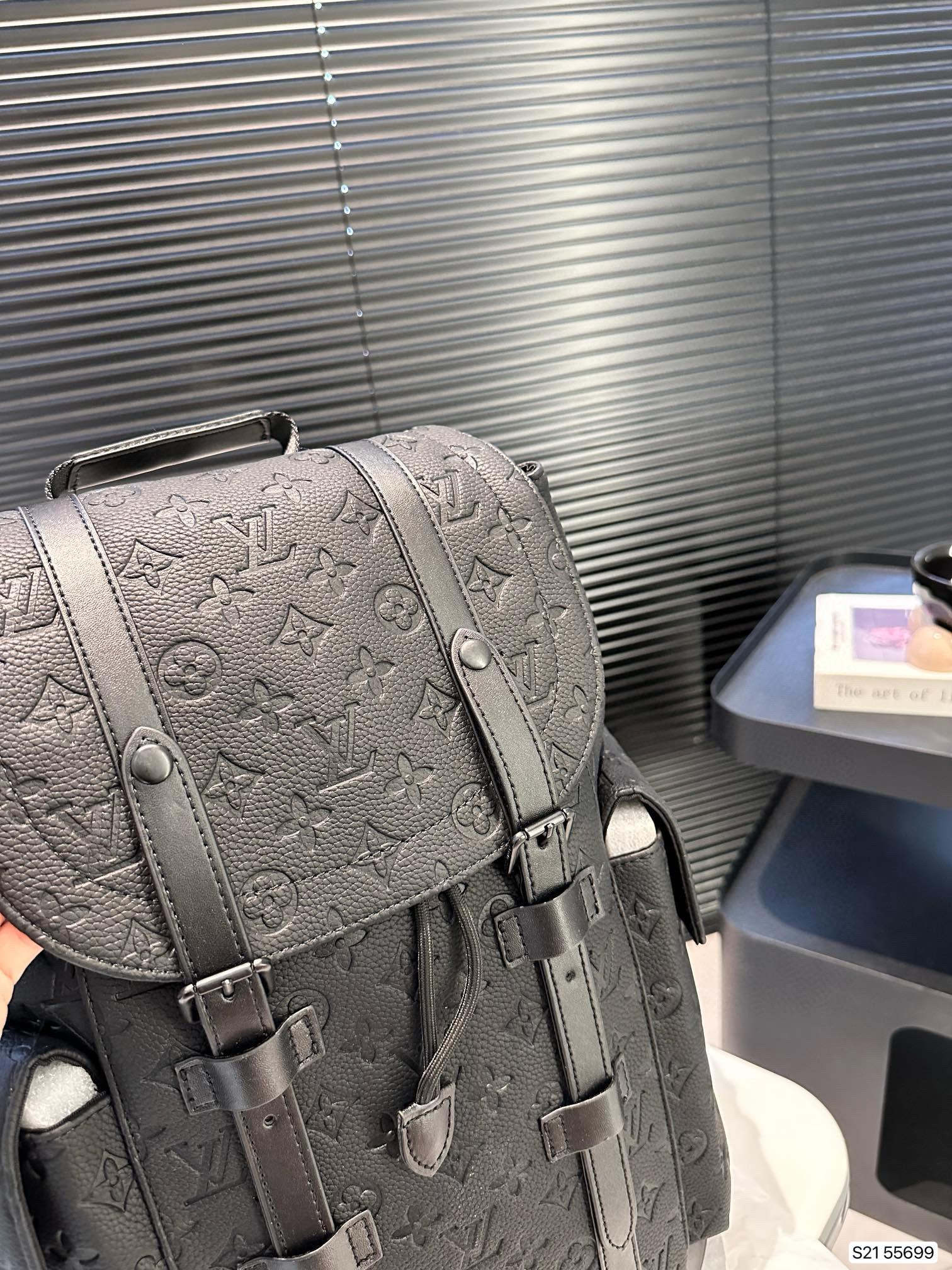 L0vis Vvtt0n Black Multifunctional Men