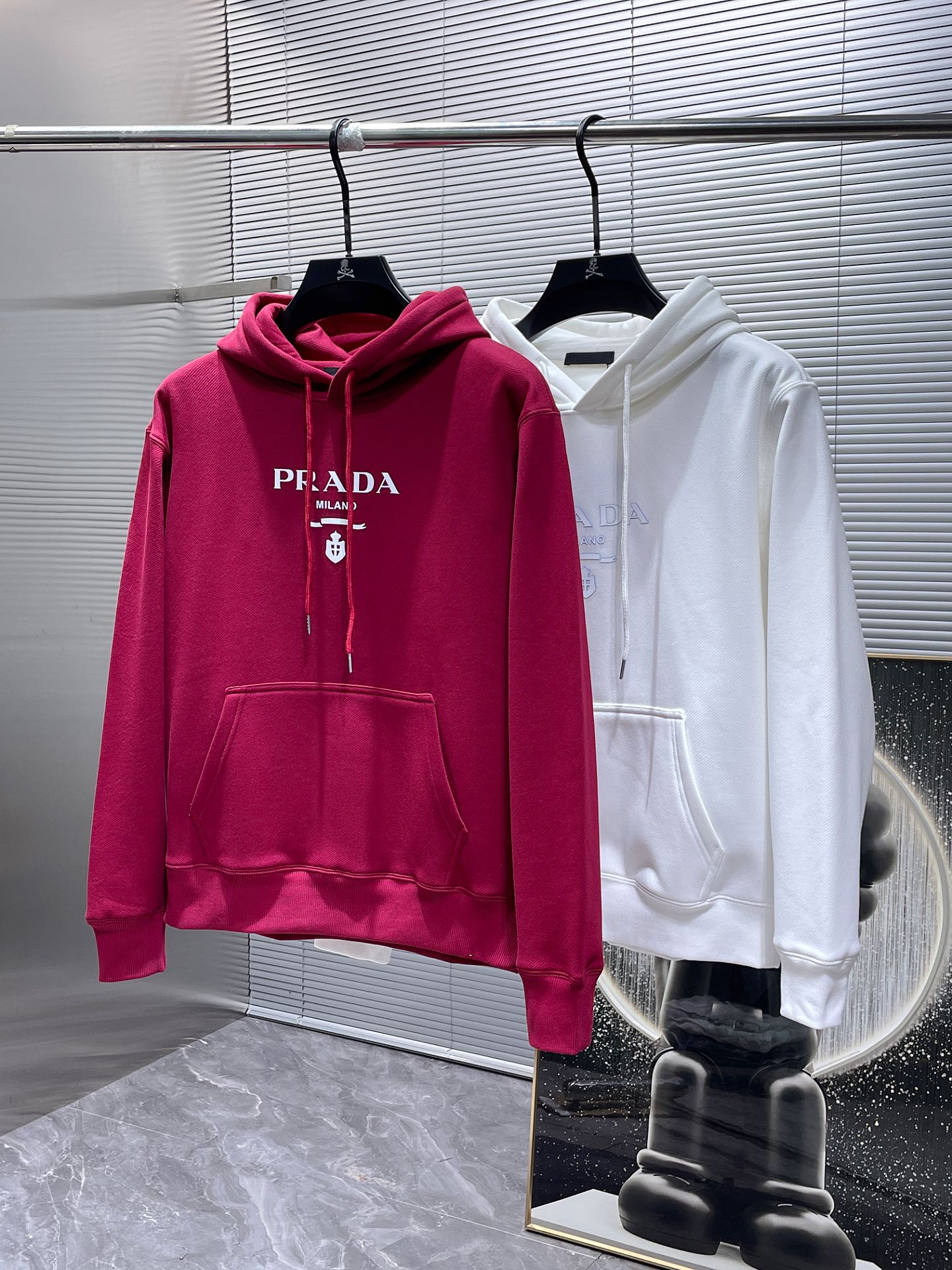 Pra*a Hoodie