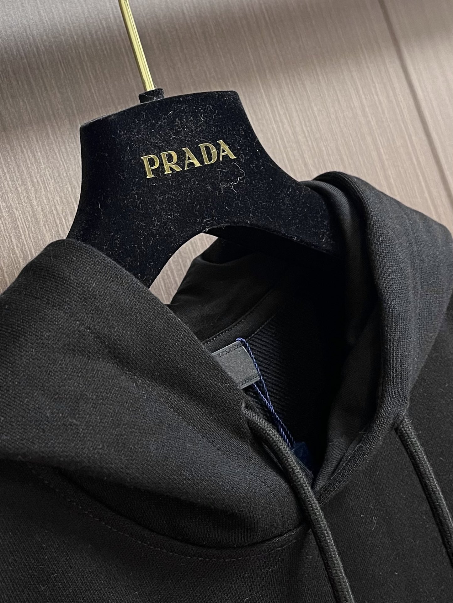 Pra*a Hoodie