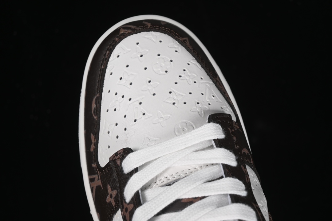 L0vis Vvtt0n Trainer Sneakers Replica