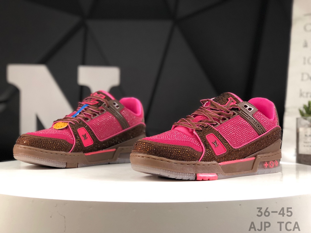 L0vis Vvtt0n Trainer Crystal Embellished Sneakers Replica