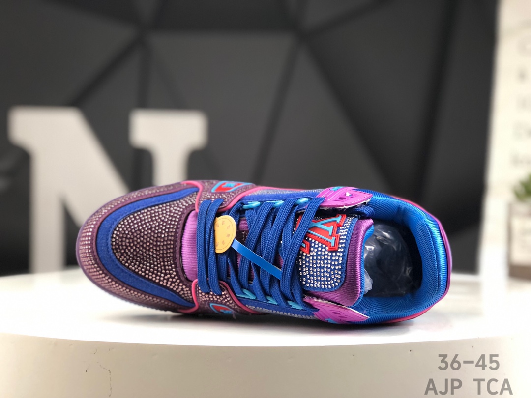 L0vis Vvtt0n Trainer Crystal Embellished Sneakers Replica