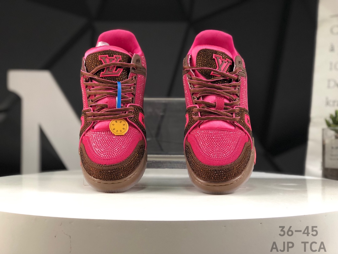 L0vis Vvtt0n Trainer Crystal Embellished Sneakers Replica