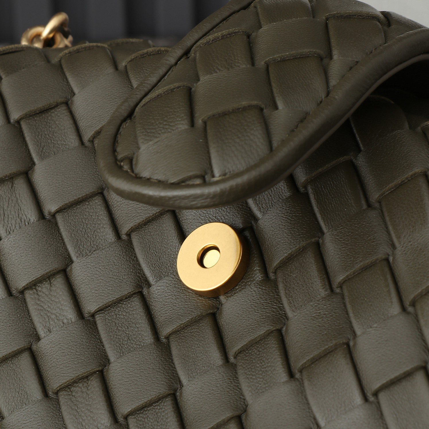 B0tt*ga Ven*ta Woman