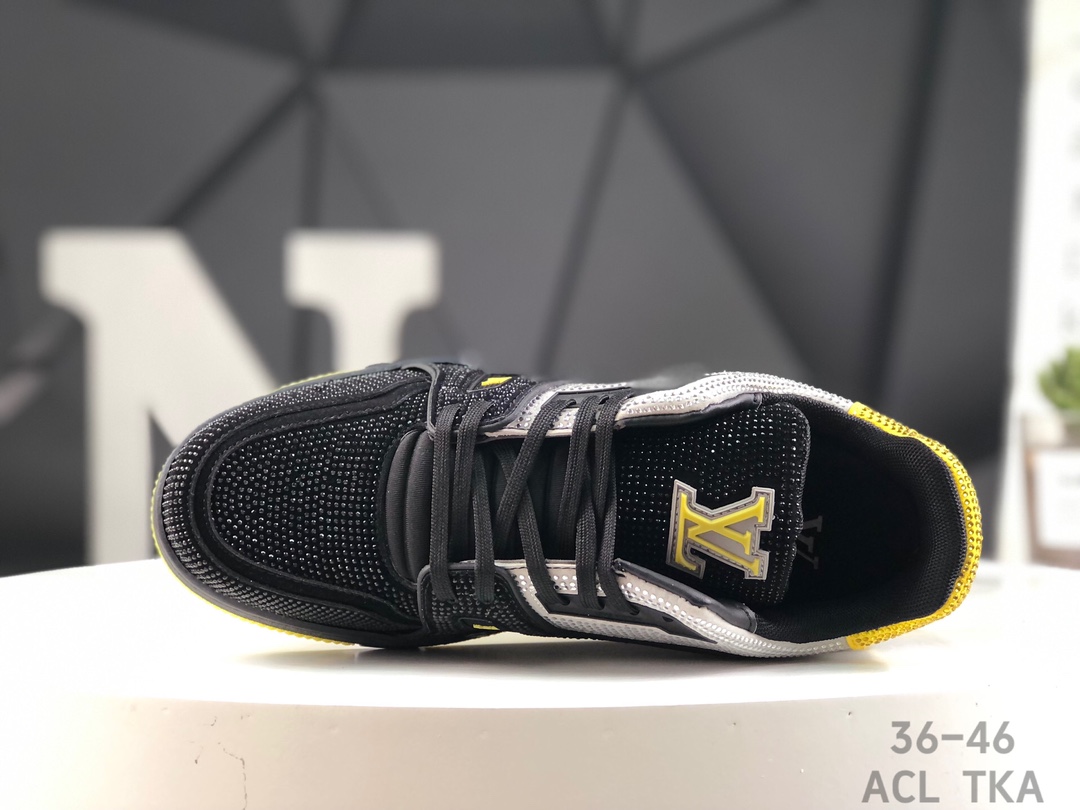 L0vis Vvtt0n Trainer Crystal Embellished Sneakers Replica