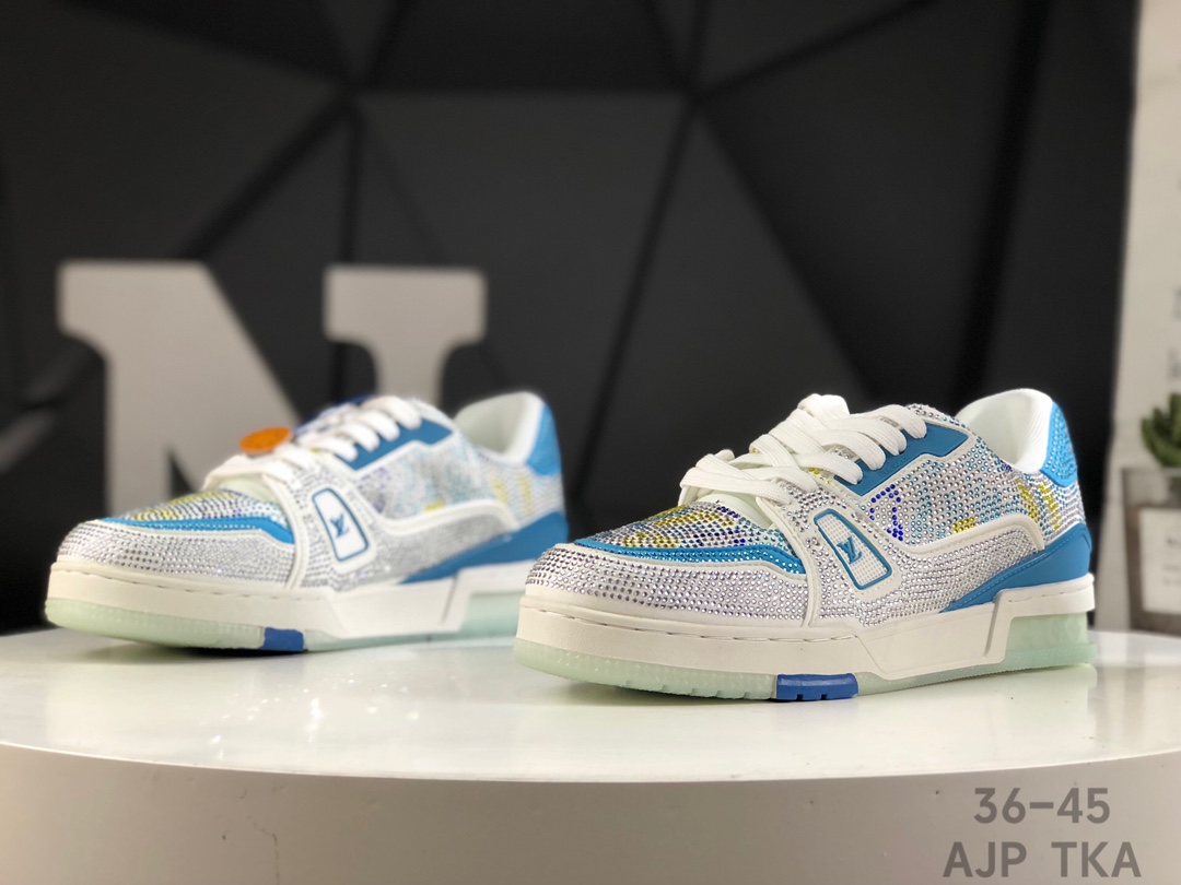 L0vis Vvtt0n Trainer Crystal Embellished Sneakers Replica