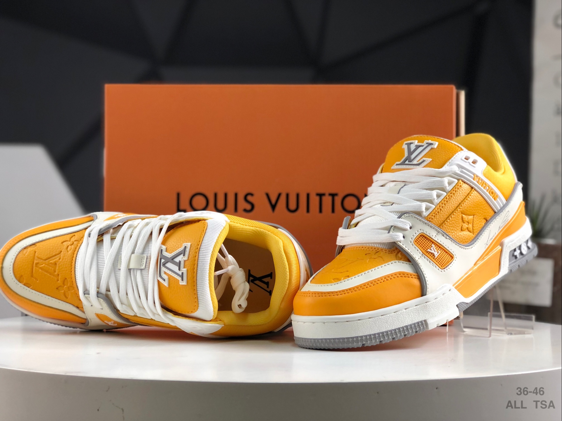 L0vis Vvtt0n sneakers replica