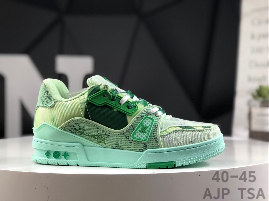 L0vis Vvtt0n Trainer Sneaker 1:1 High Quality Replica