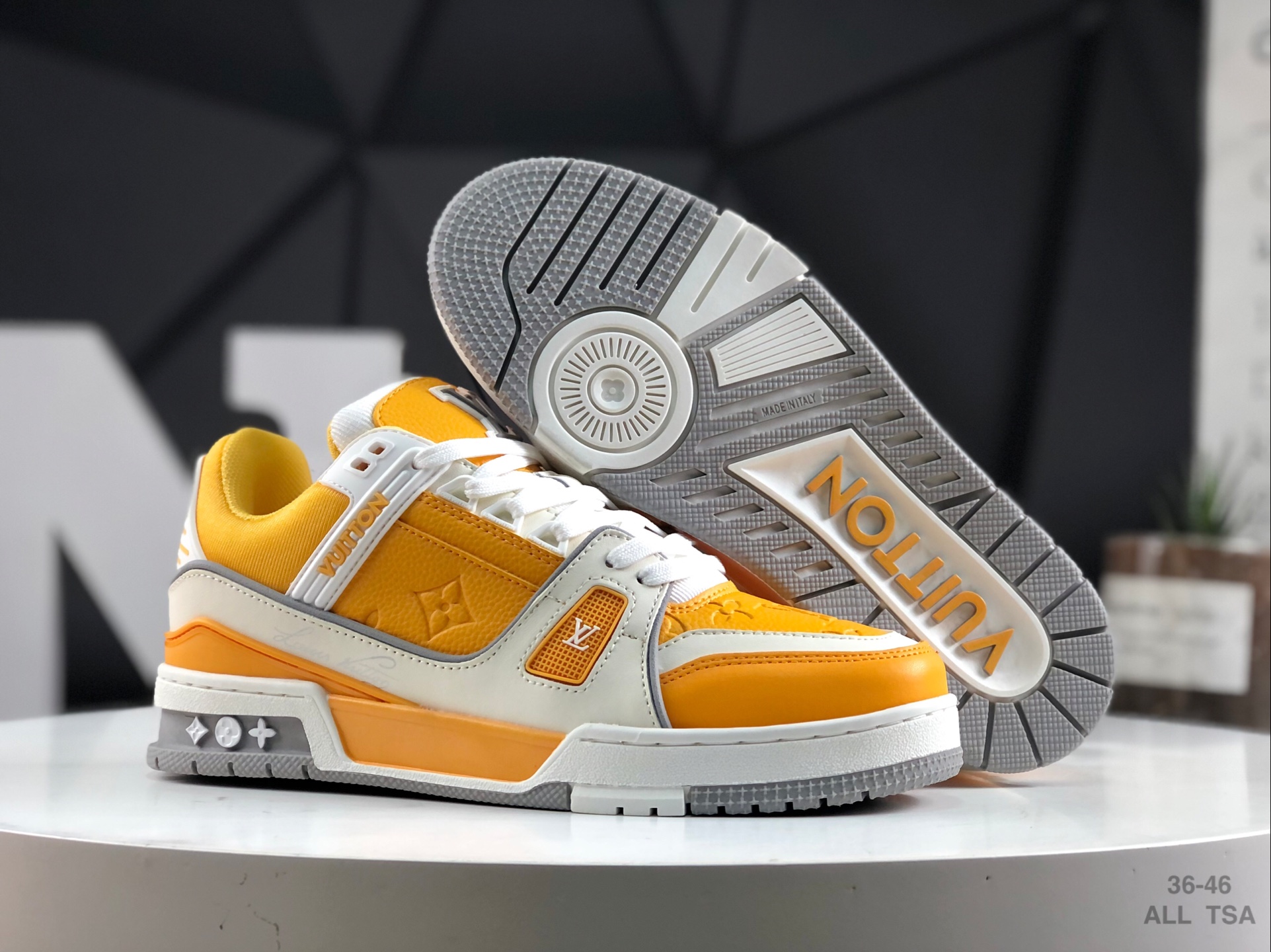 L0vis Vvtt0n sneakers replica