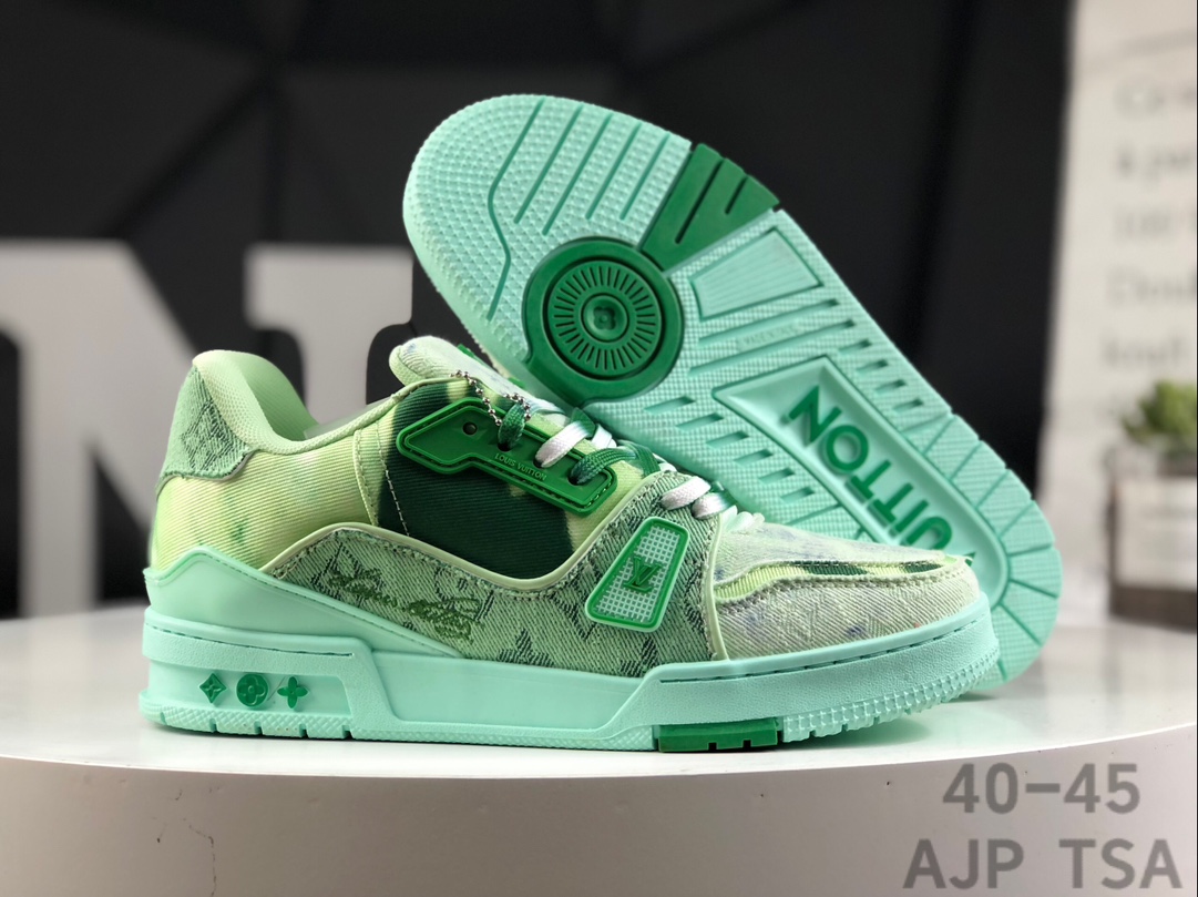 L0vis Vvtt0n Trainer Sneaker 1:1 High Quality Replica