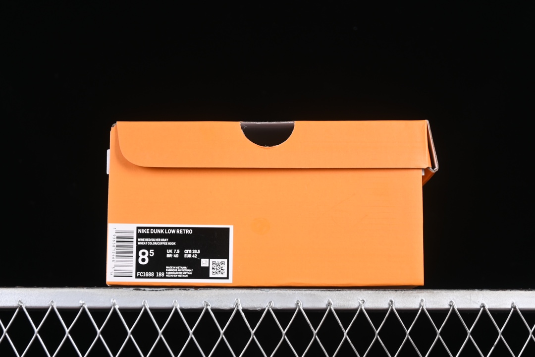 L0vis Vvtt0n x Nike Dunk Low joint custom-burgundy silver hook SB low-top casual sneakers