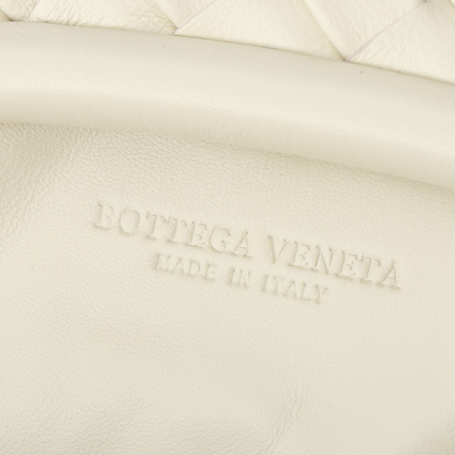 B0tt*ga Ven*ta Woman