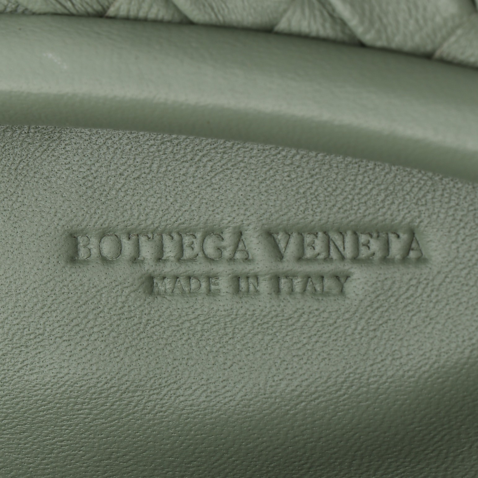 B0tt*ga Ven*ta Woman