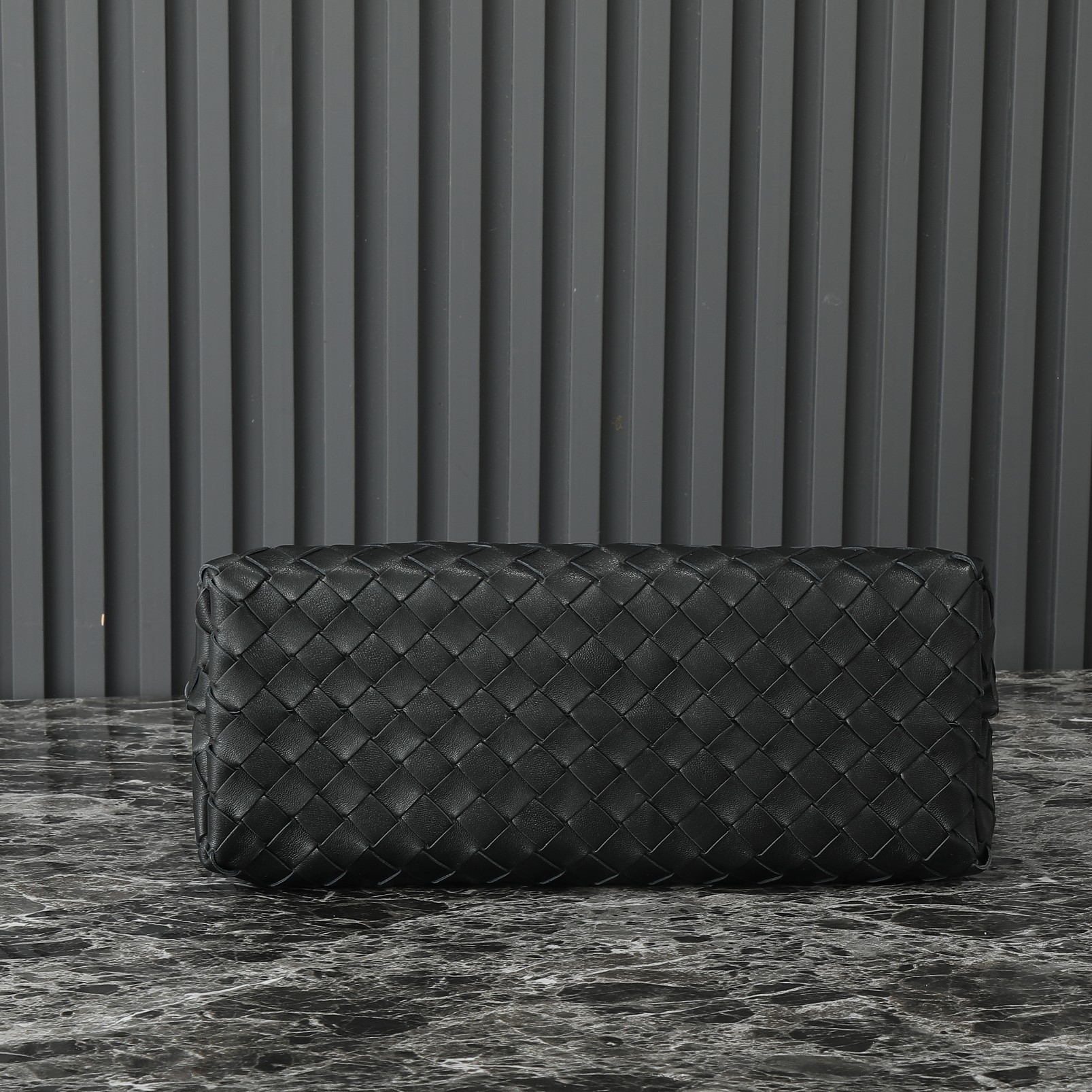 B0tt*ga Ven*ta Woman