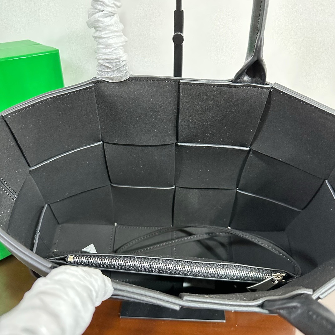 Best Replica B0tt*ga Ven*ta Bags(ColaReps)