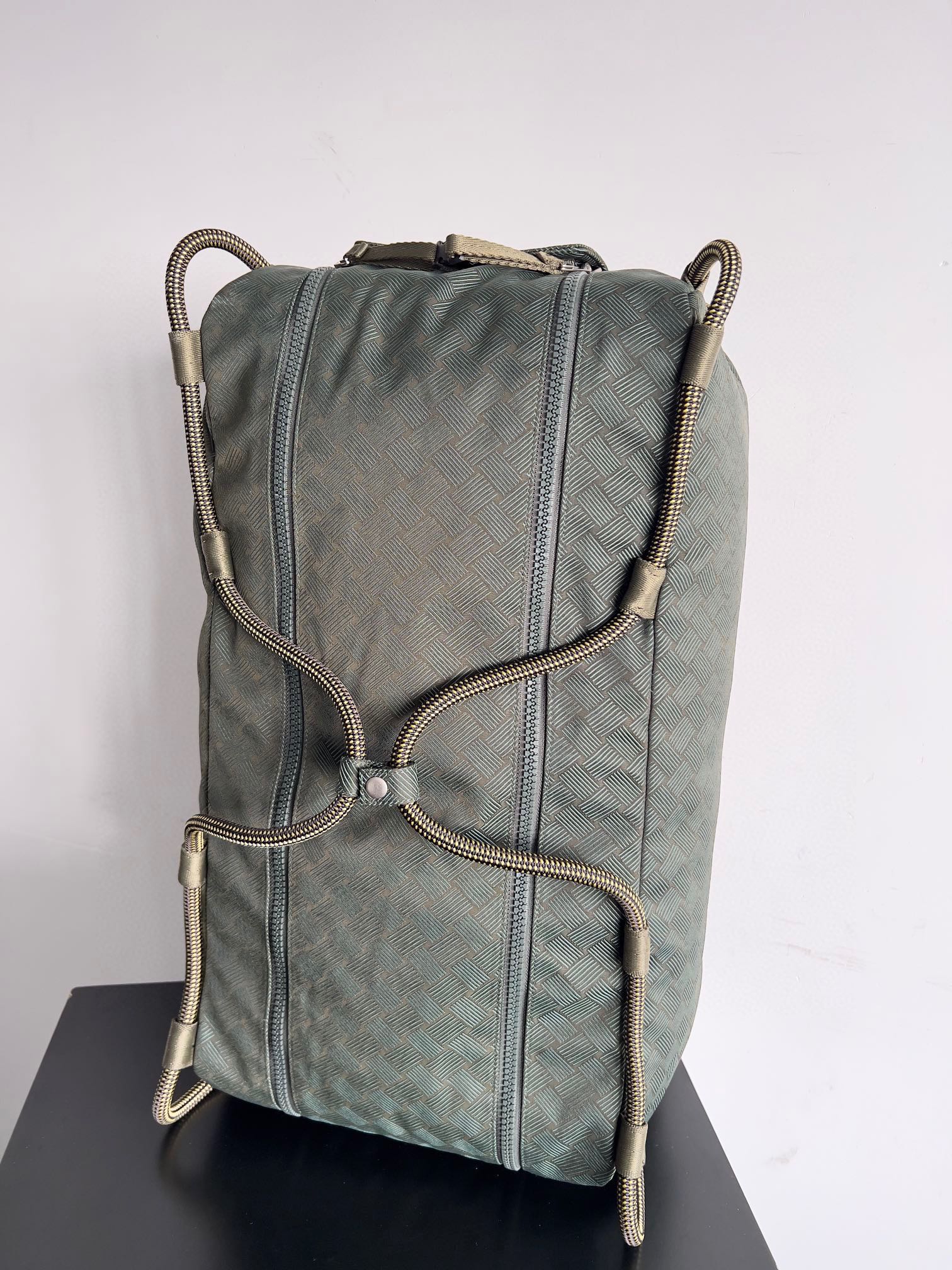 Best Replica B0tt*ga Ven*ta Bags (ColaReps)