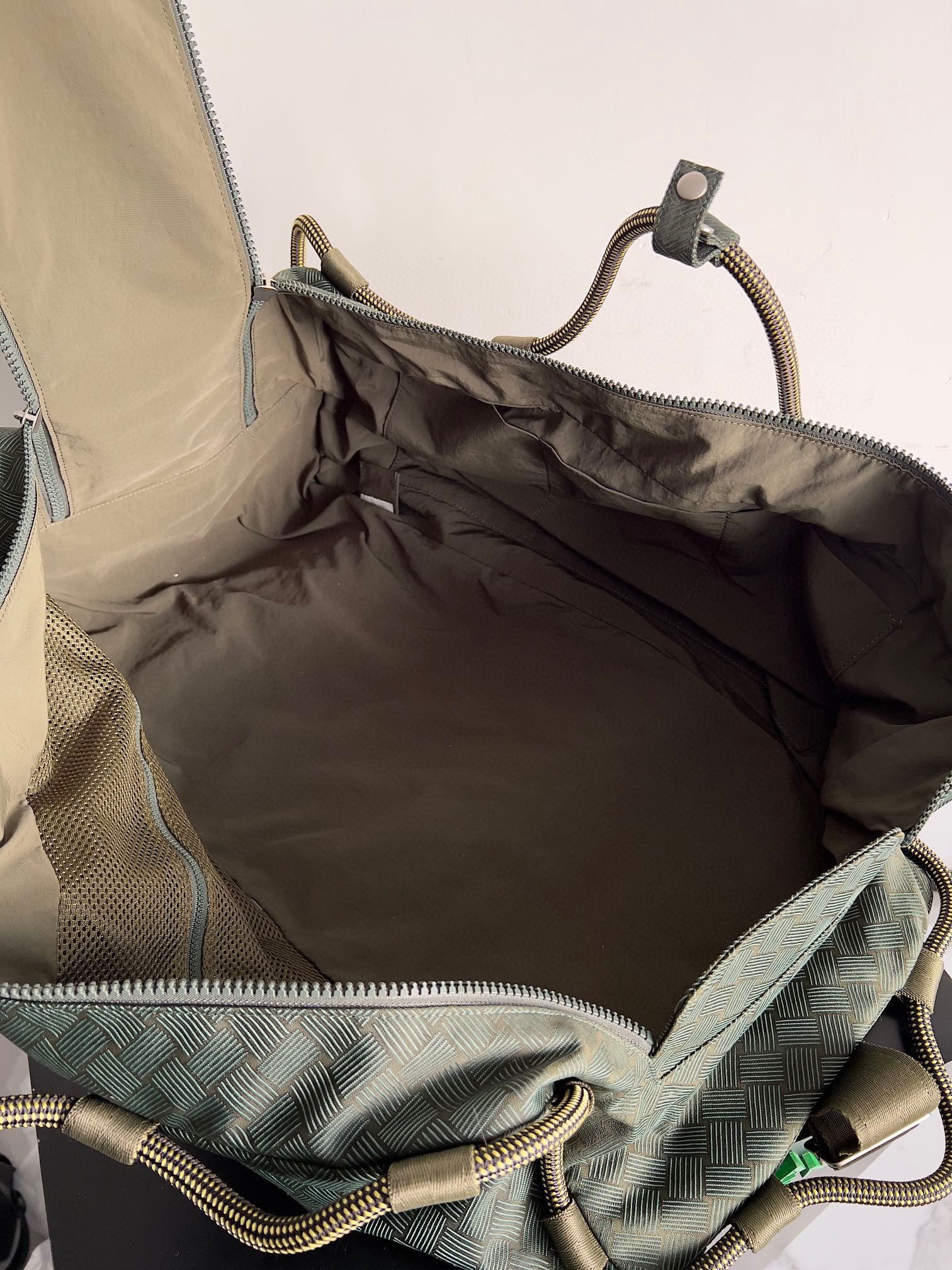 Best Replica B0tt*ga Ven*ta Bags (ColaReps)