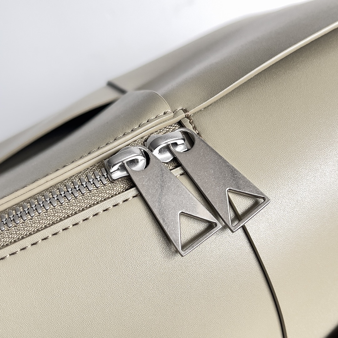 Best Replica B0tt*ga Ven*ta Bags(ColaReps)