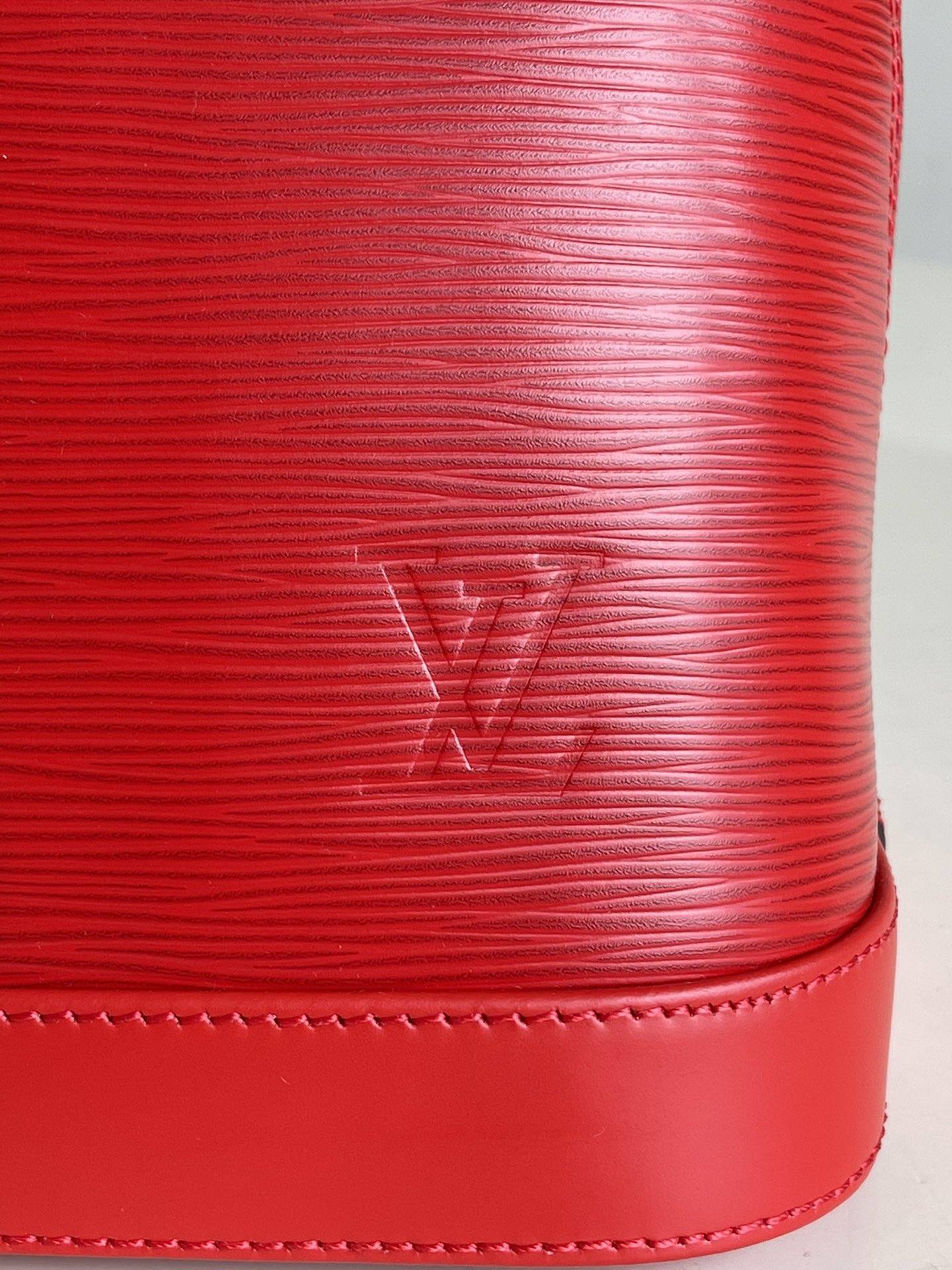 Top original red ALMA small handbag rep