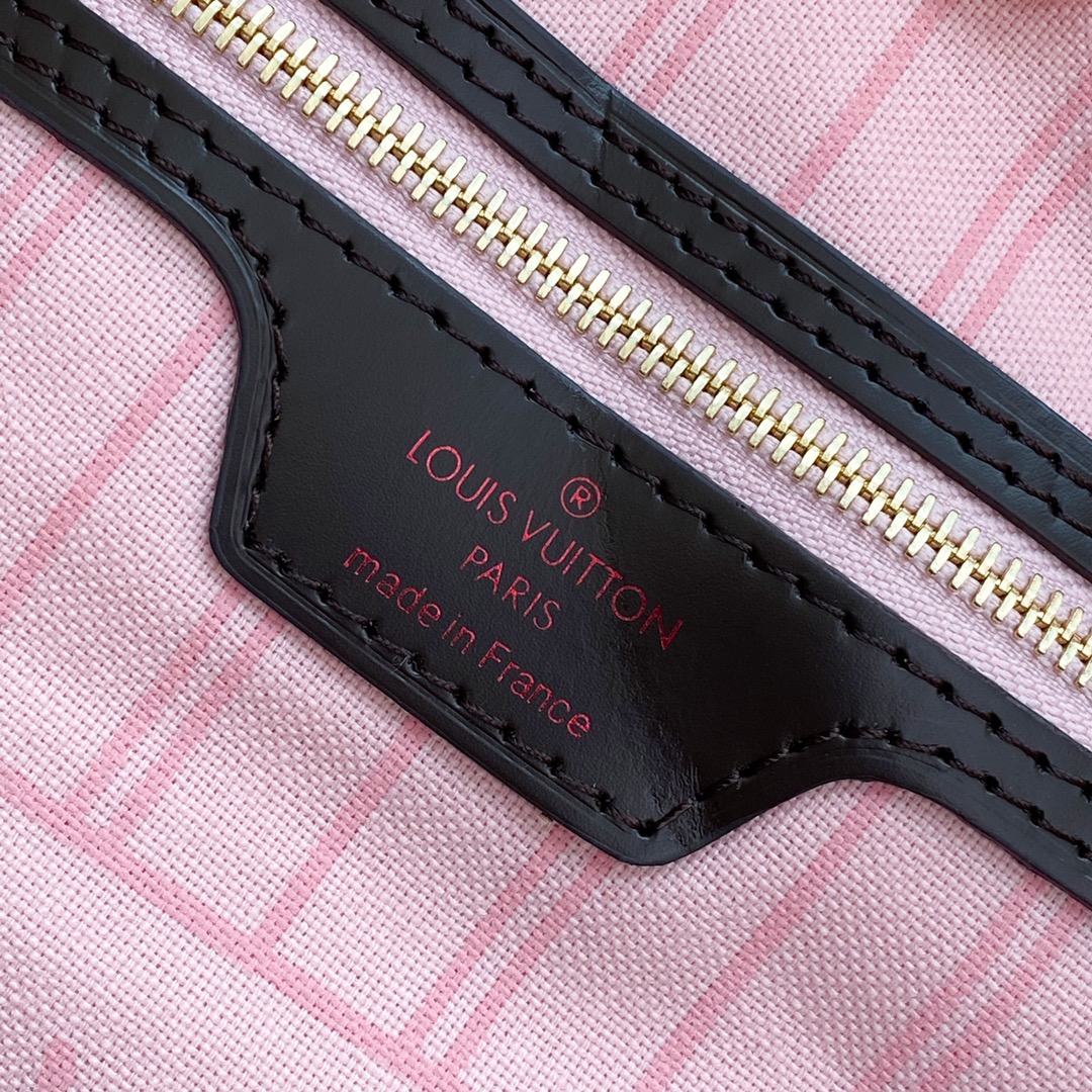 L0vis Vvtt0n Damier Azur