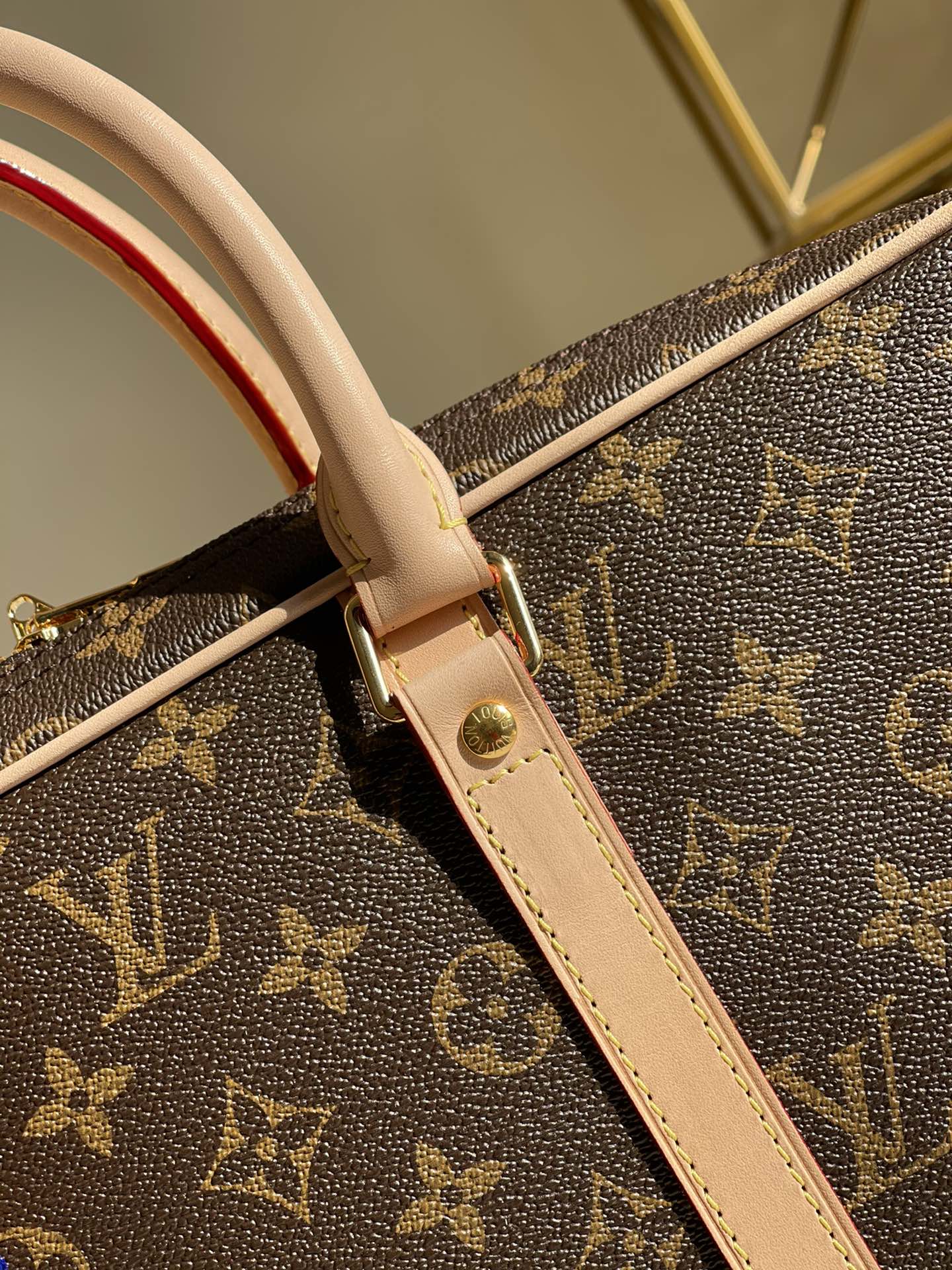 L0vis Vvtt0n Damier Ebene