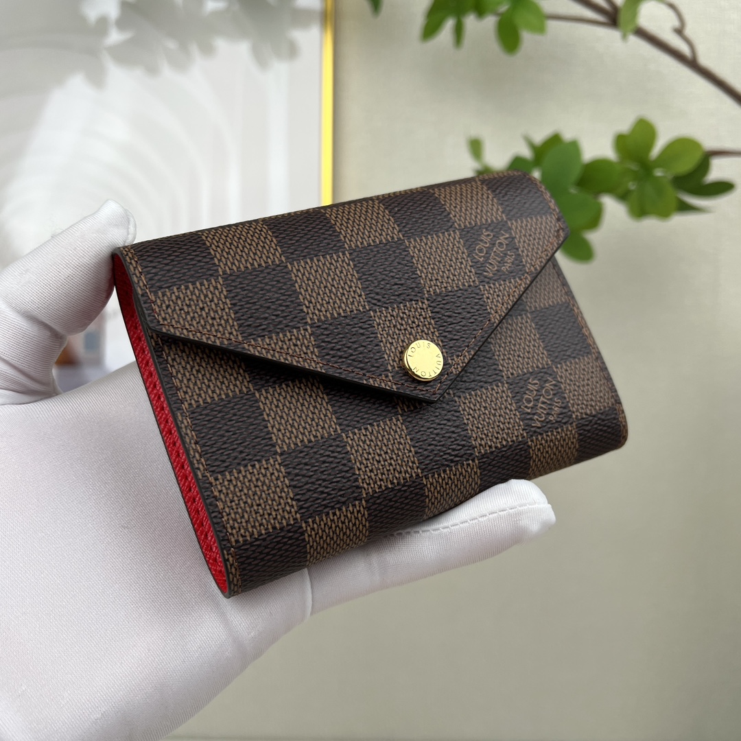 L0vis Vvtt0n Damier Ebene