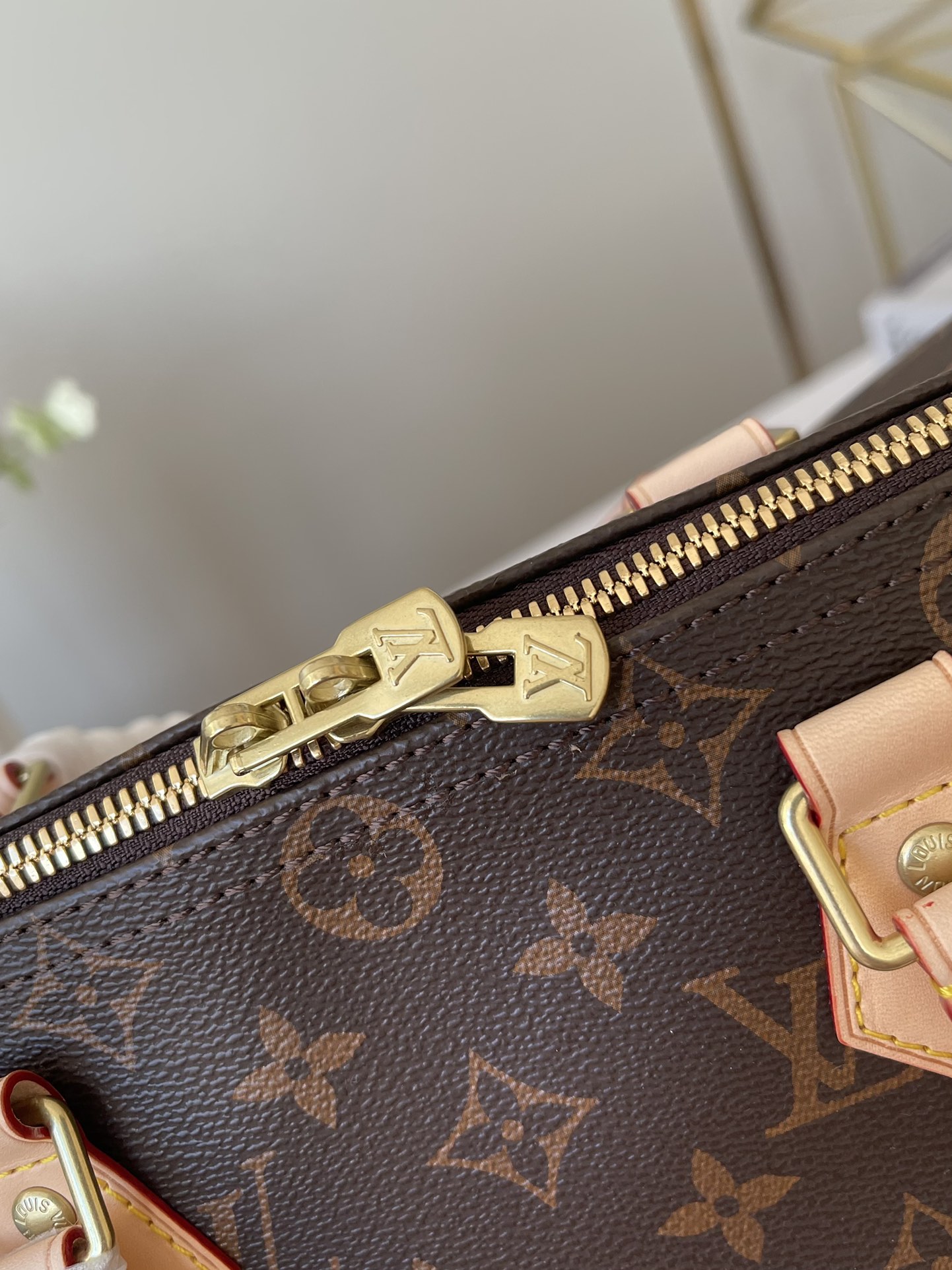 L0vis Vvtt0n Damier Ebene