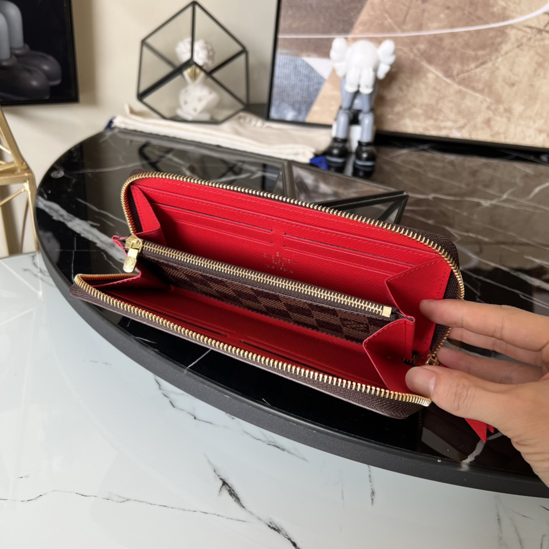 L0vis Vvtt0n Damier Azur