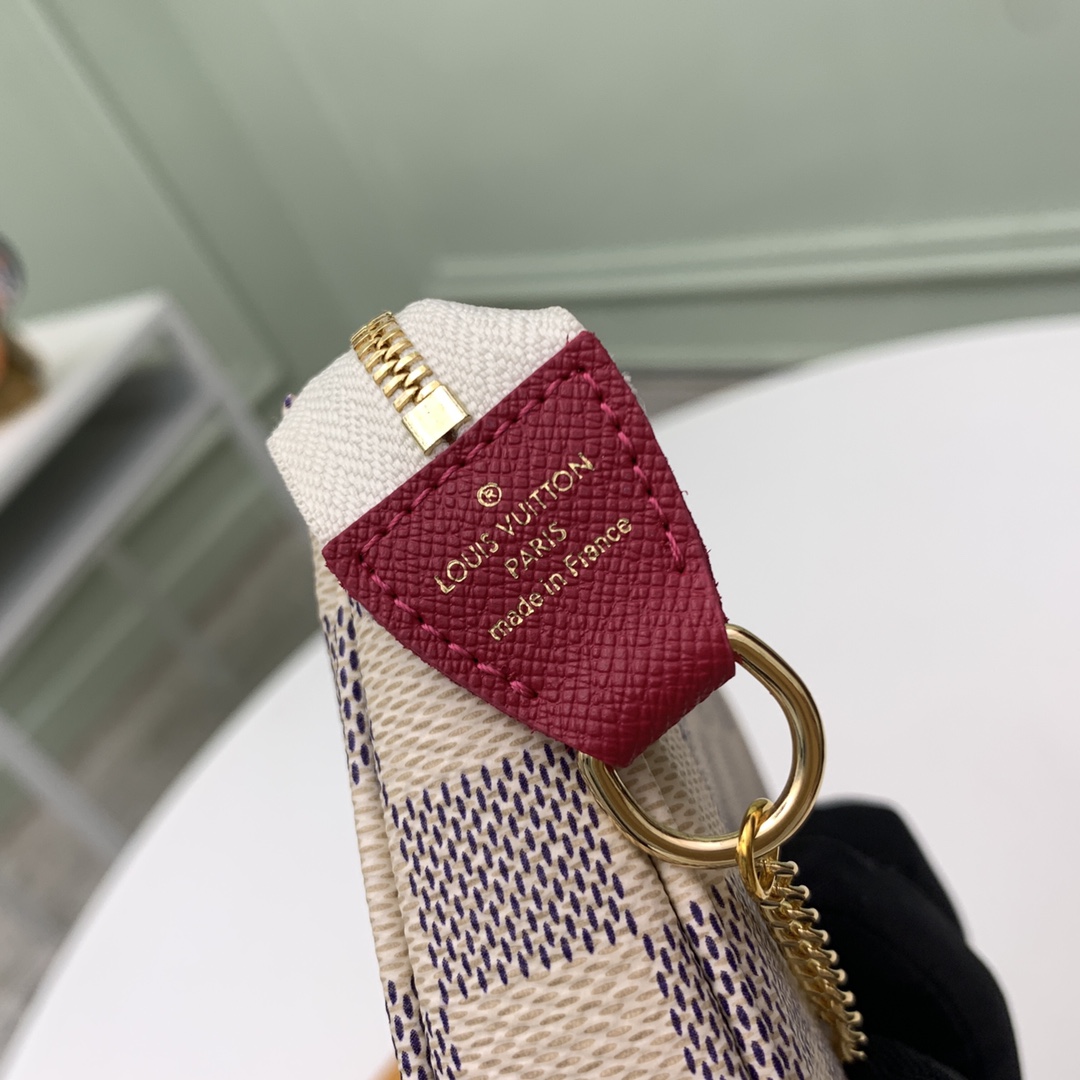 L0vis Vvtt0n Damier Azur