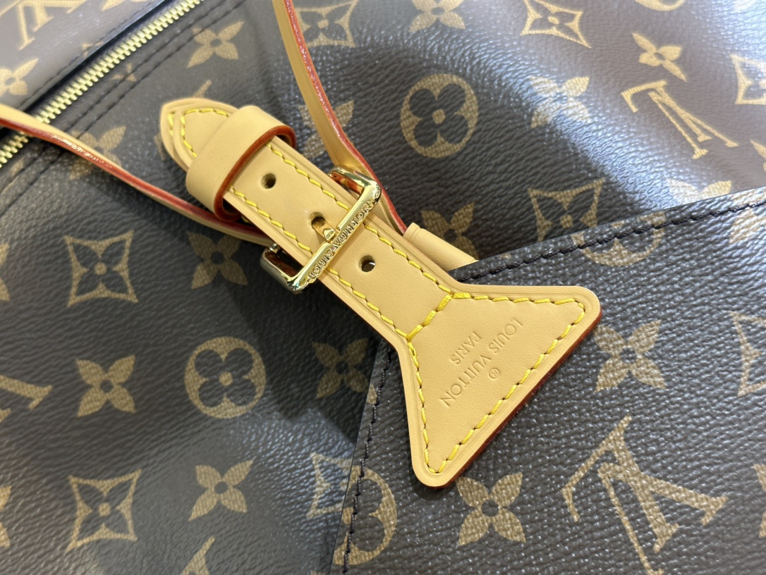 L0vis Vvtt0n Damier Azur