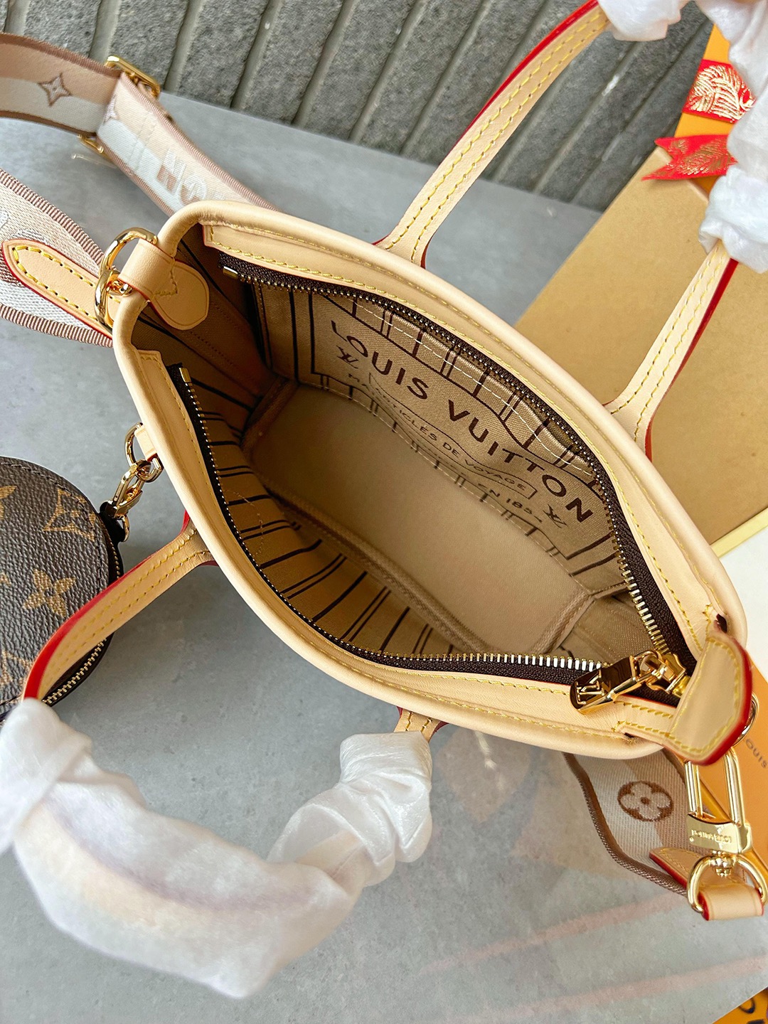 L0vis Vvtt0n Damier Ebene