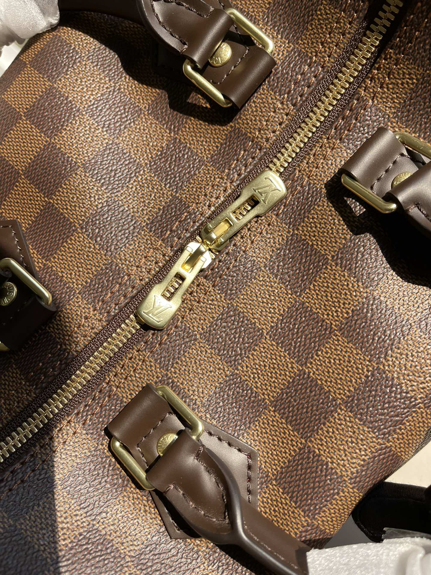 L0vis Vvtt0n Damier Ebene