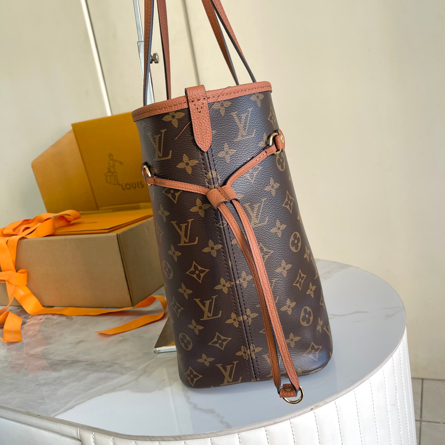 L0vis Vvtt0n Damier Azur Bag