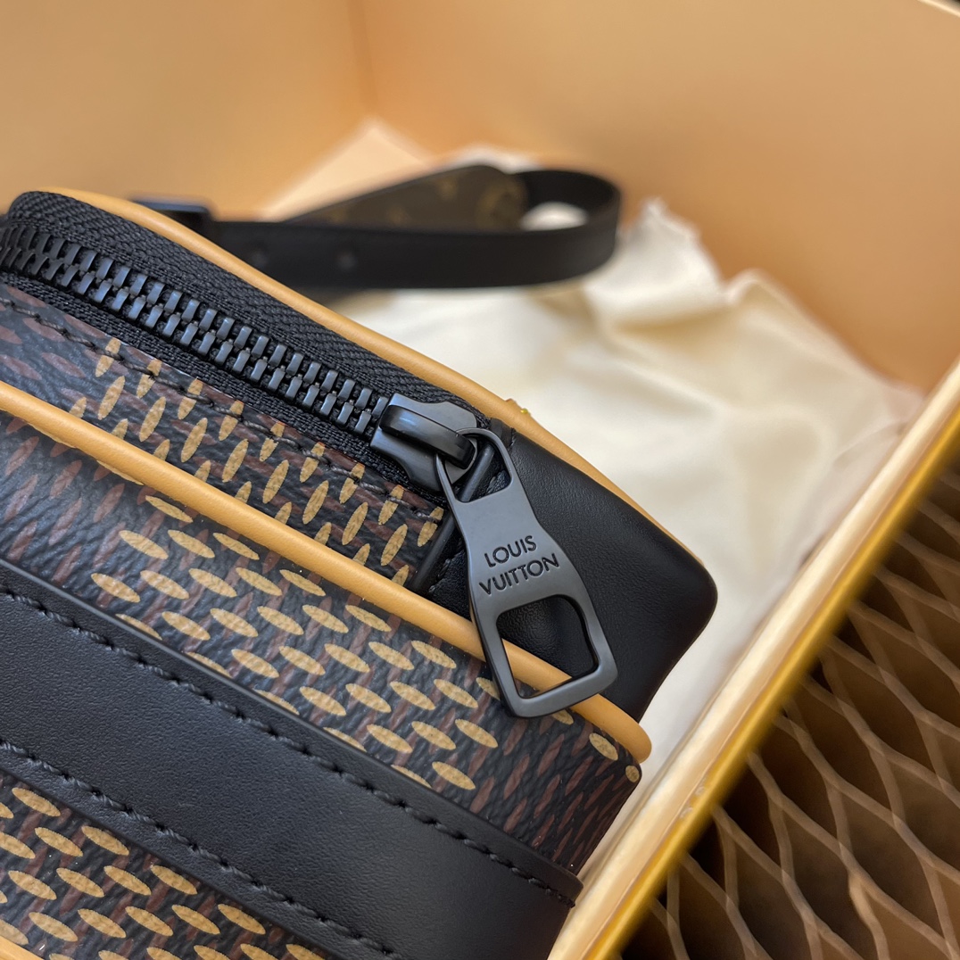 L0vis Vvtt0n Damier Ebene