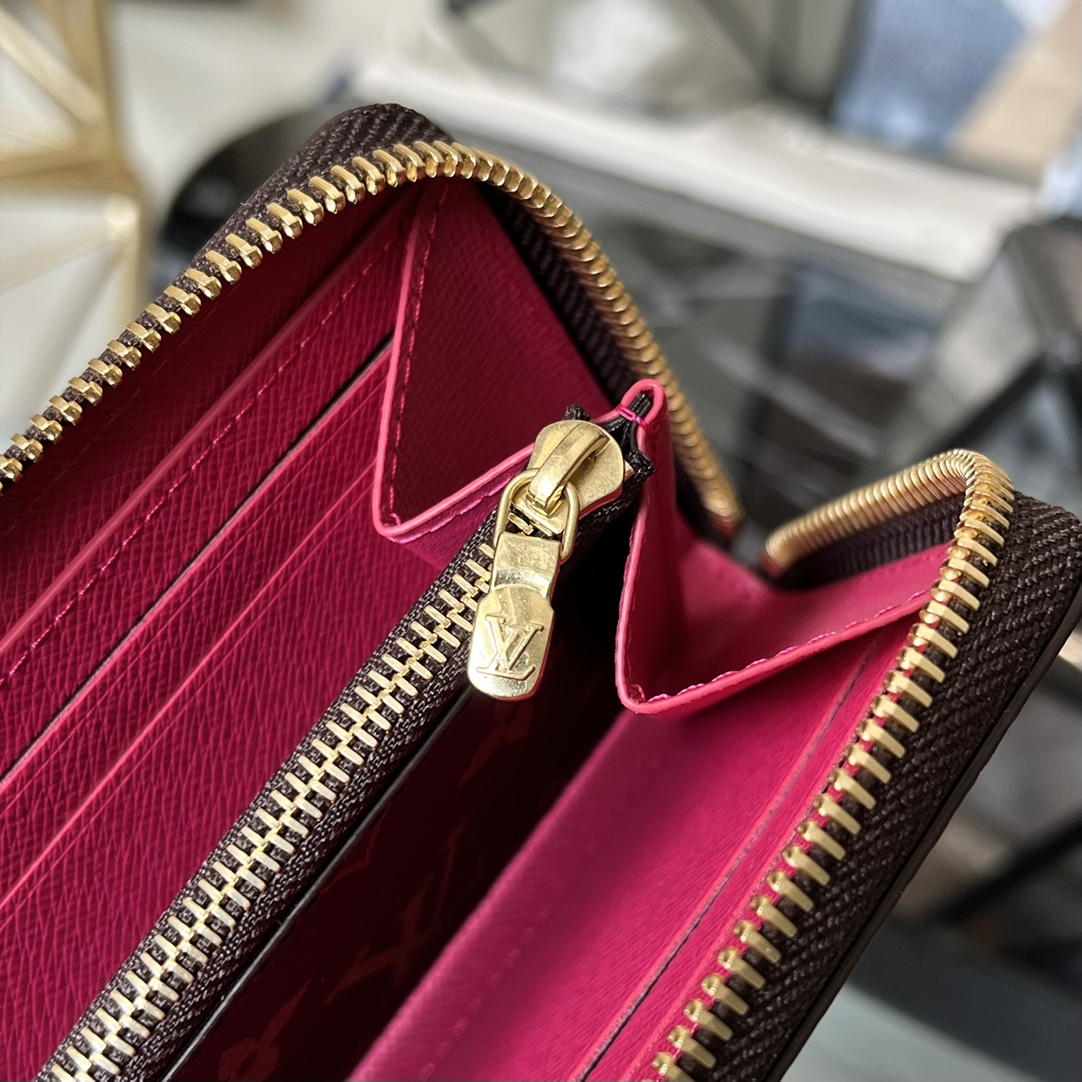 L0vis Vvtt0n Damier Azur