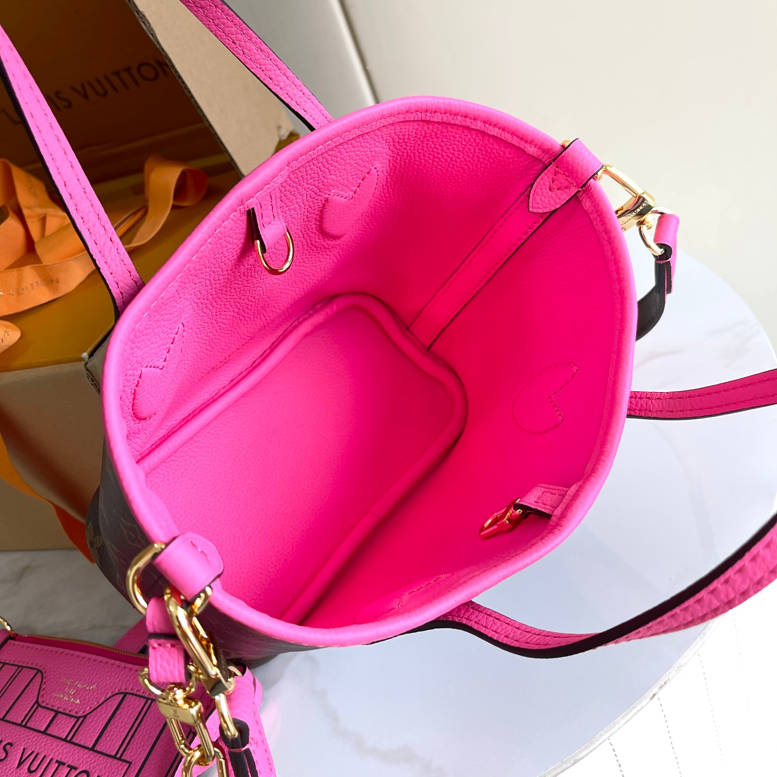 L0vis Vvtt0n Damier Azur Bag