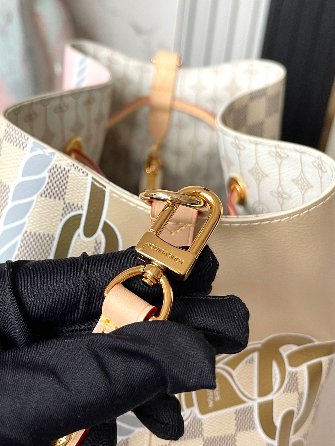 L0vis Vvtt0n Damier Azur