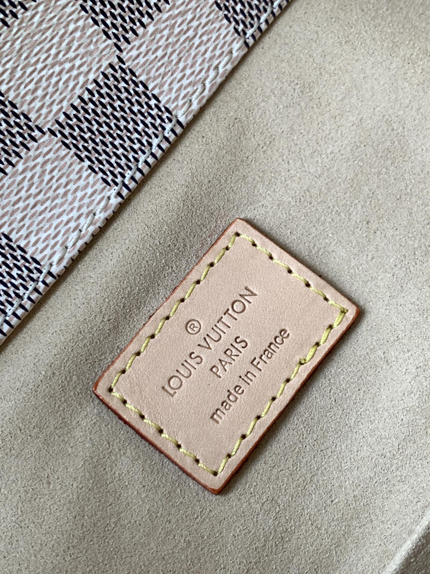 L0vis Vvtt0n Damier Azur