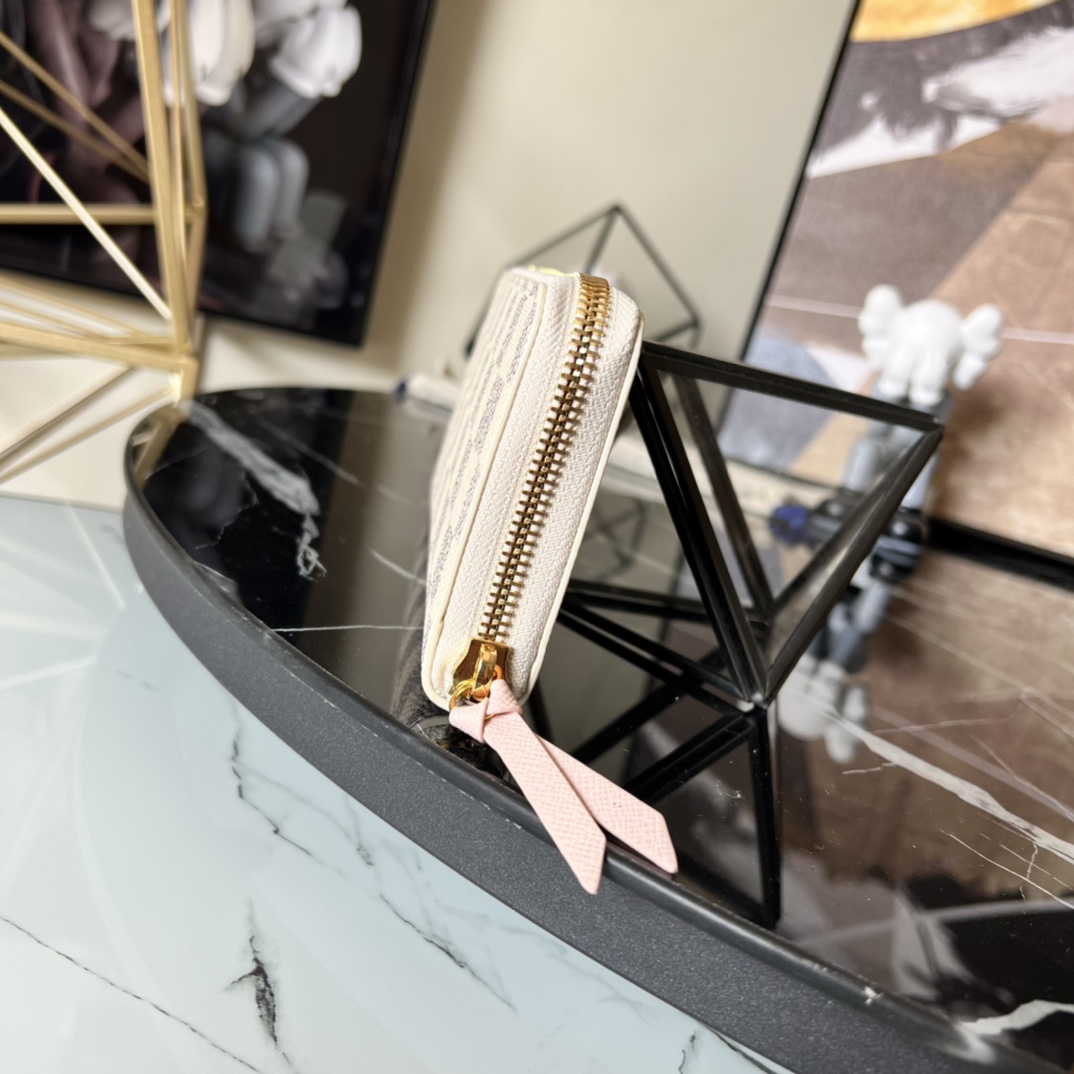 L0vis Vvtt0n Damier Azur