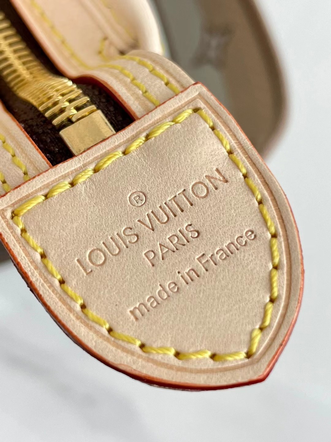 L0vis Vvtt0n Damier Ebene