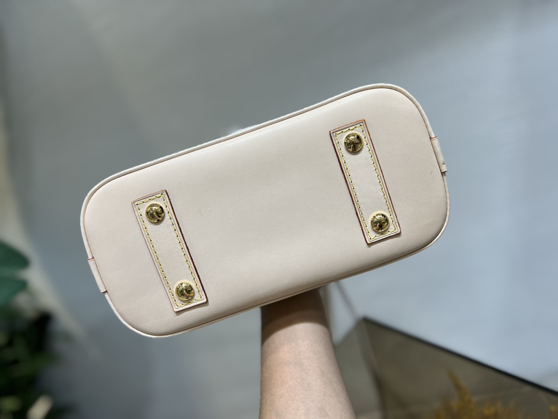 L0vis Vvtt0n Damier Azur