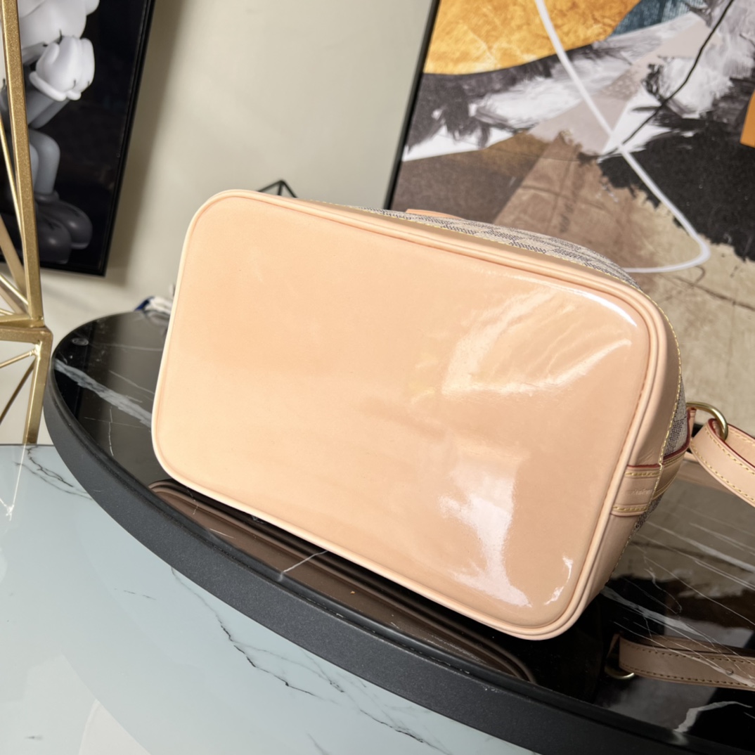 L0vis Vvtt0n Damier Azur