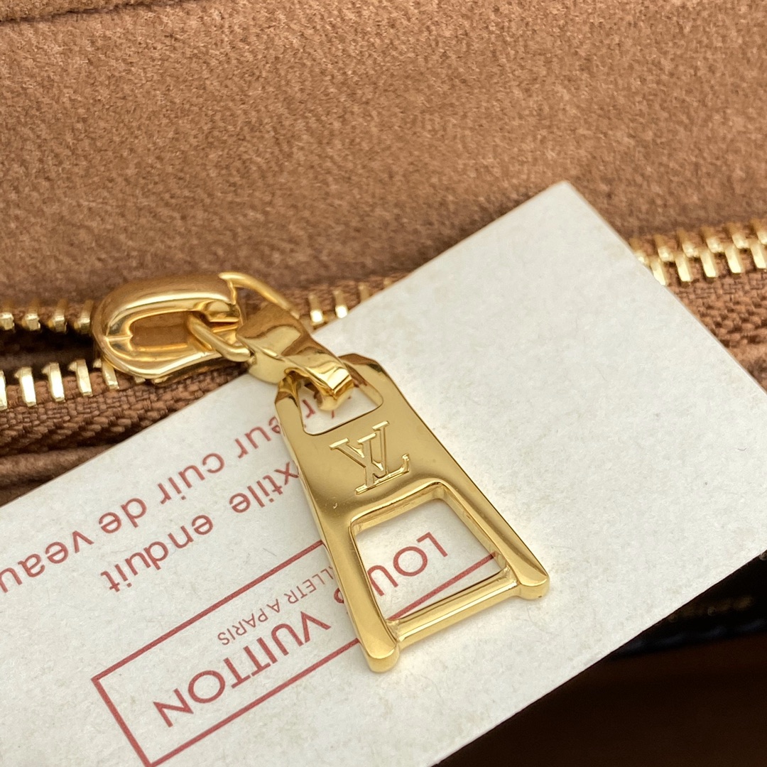 L0vis Vvtt0n Damier Ebene