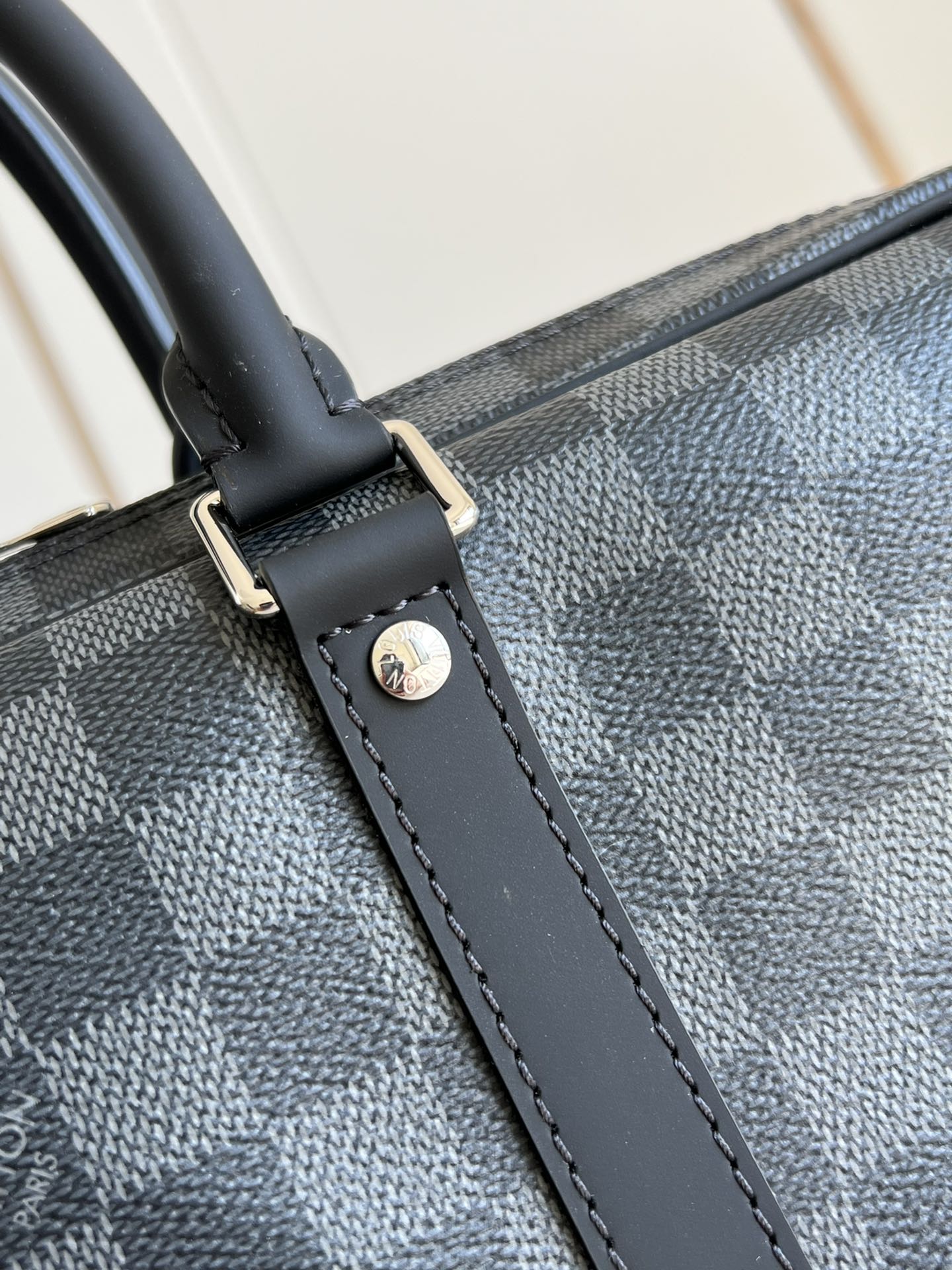 L0vis Vvtt0n Damier Ebene