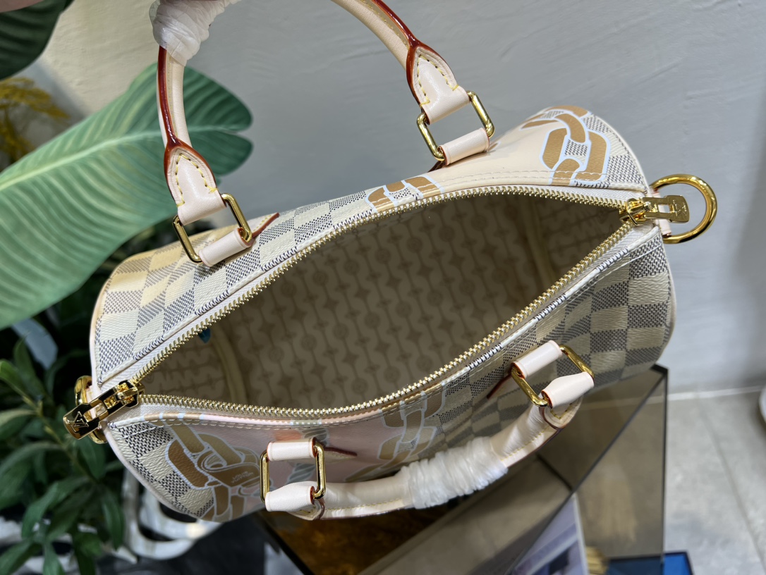 L0vis Vvtt0n Damier Azur